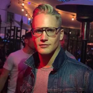 Meet your Posher, Greg